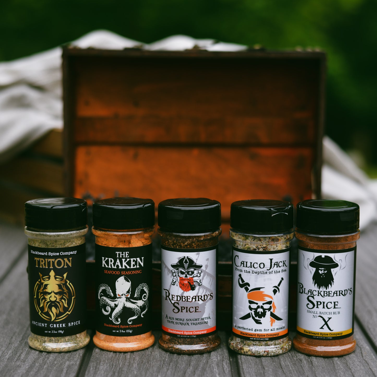 The Captain's Treasure Chest (with Leather handle) - Five Bottle Perfect Guy Gift